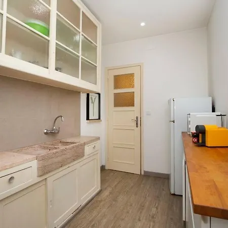 Vintage Apartment Lissabon
